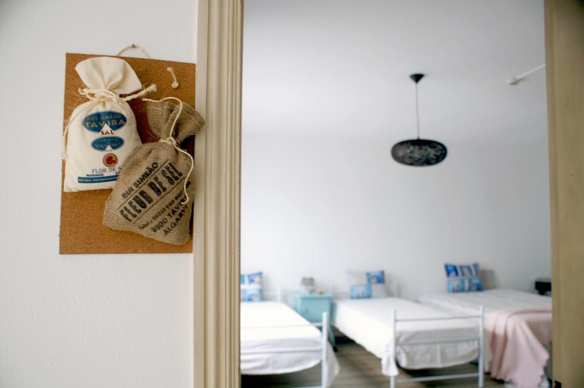 Taah Billa Guest House تافيرا الغرفة الصورة